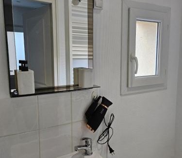 Mantes-la-Ville Apartment | Studio calme à mantes la ville