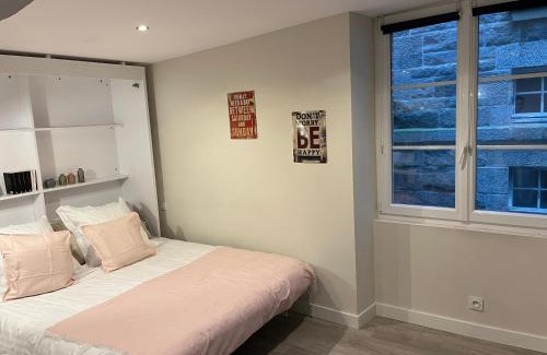 Intra Muros Apartment | Studio calme intra-muros à 150m de la plage