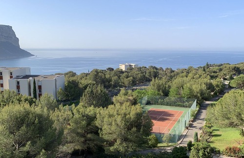 Cassis Apartment | Studio Cassis: Breathtaking Sea Views & Pet-Friendly Stay