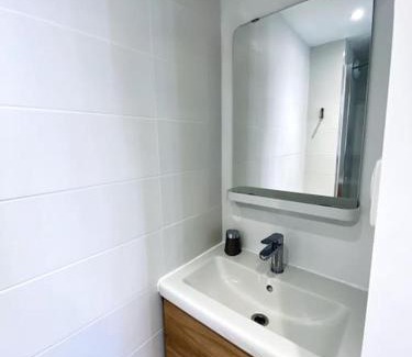 Saint - Aubin - Dupuy Apartment | Serene Studio in the Heart of the City - Rated 9.3/10