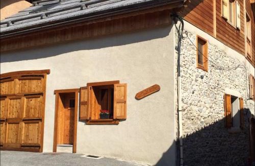 Ceillac Apartment | Studio centre village Ceillac