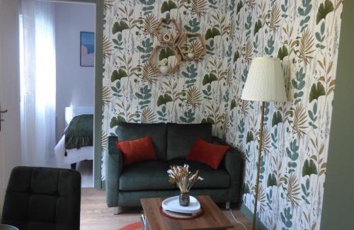 Chateauroux Apartment | Exceptional Studio in Châteauroux - Pet & Child Friendly!