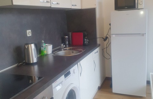 Annemasse Apartment | Welcoming Studio in Downtown, Just 5km from GE