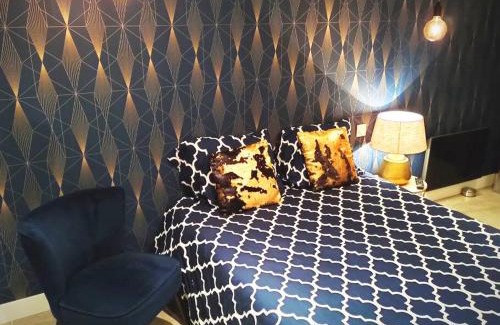 Pont-sur-Seine Apartment | Charming Studio Chaleureux: Pet-Friendly with Great Amenities