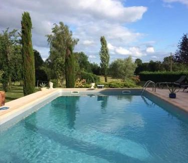 Bio Apartment | Charming Studio with Pool and Garden in Bio