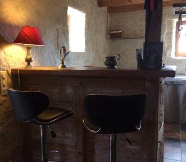 Bio Apartment | Charming Studio with Pool and Garden in Bio