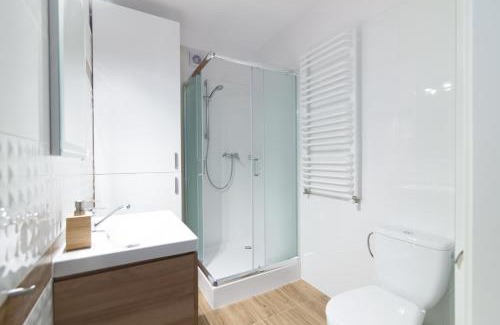 Krynica-Zdroj Apartment | Inviting Studio Cicha: Guest Rated 9.5 with Family Amenities