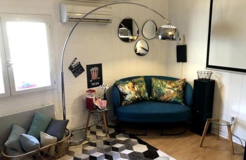 Ales Apartment | Guest Rated Studio Cinéma: A Cozy Escape Awaits You