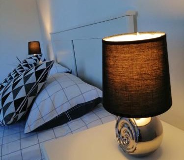 Braila Apartment | Budget-Friendly Studio Claudia with Self Check-In & Child Care