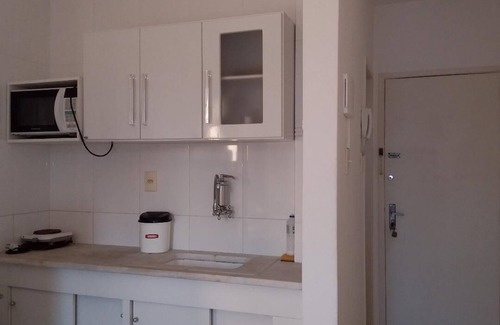 Lapa Apartment | Modern Studio Near Acadepol with Pool & Spa Amenities