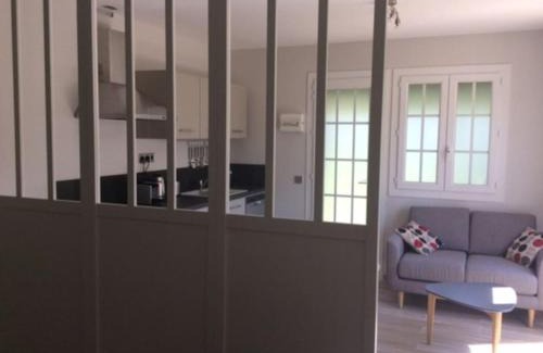 Villeneuve-les-Avignon Apartment | Cozy Studio Retreat with Garden - Rated 9.2 by Guests