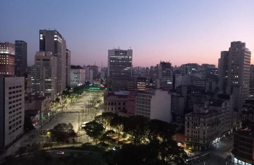 Central Zone Apartment | Elegant Studio with Valley Views - Mirante do Vale