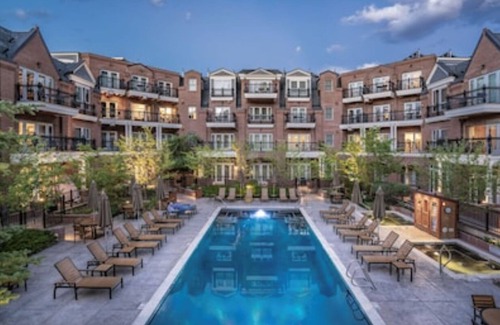 Aspen Apartment | Ideal Studio Condo with Pool in Aspen's Heart