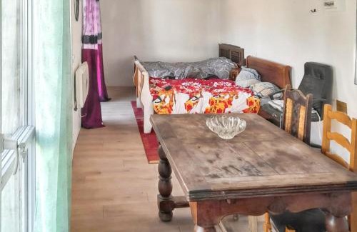 Bellerive-sur-Allier Apartment | Studio confortable à Bellerive-sur-Allier 30 m² avec jardin