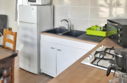 Bellerive-sur-Allier Apartment | Studio confortable à Bellerive-sur-Allier 30 m² avec jardin