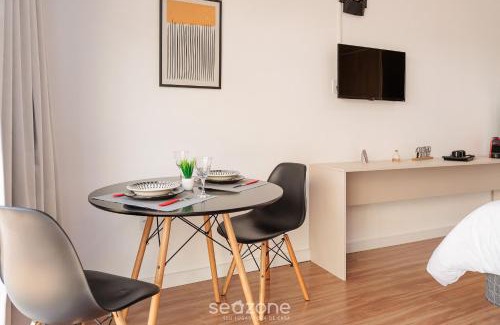 Sao Benedito Apartment | Inviting Studio Retreat in Poços de Caldas with Pool