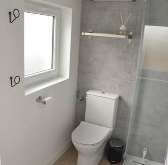 Le Pellerin Apartment | Inviting Studio with Private Terrace and 9.7 Guest Rating
