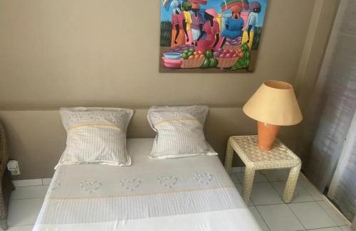 Bas du Fort Apartment | Studio confortable avec vue sur la mer