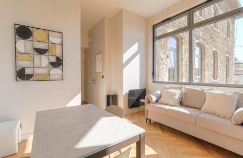 Ecully Apartment | Studio confortable avec terrasse, Ecully