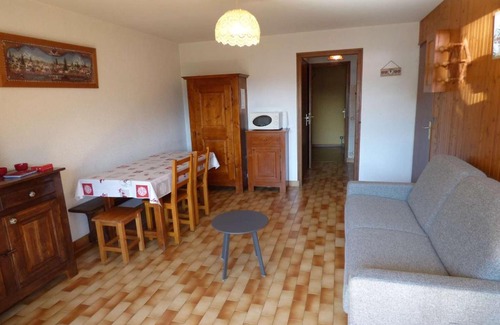 Le Grand-Bornand Apartment | Cozy Studio with Balcony, Near Amenities - Le Grand-Bornand