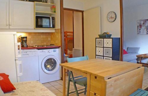 Samoens Apartment | Cozy Studio with Cabin at the Heart of Samoëns Village