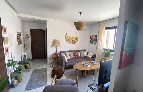 Tunis Apartment | Cozy Studio in La Soukra with Breakfast & Family-Friendly Vibe