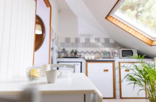Belfort Apartment | Cozy Studio with Ocean View in the Heart of Jaurès