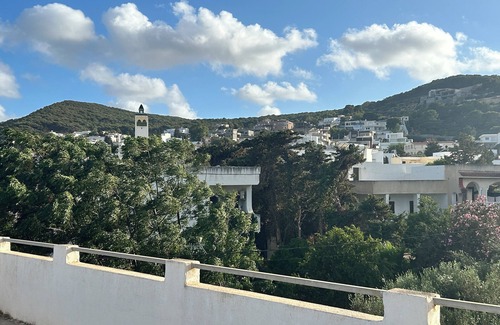 Bizerte Apartment | Studio cosy avec terrasse , vue montagne et mer.