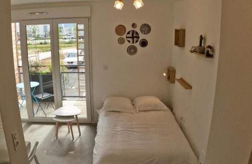 Chambray-les-Tours Apartment | Inviting Studio Cosy in Chambray-Les-Tours - 9.5/10 Rating