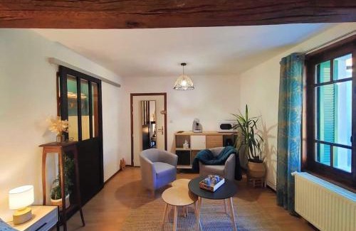 Meximieux Apartment | Cozy Studio Chez Ré – Highly Rated Stay Awaits You!