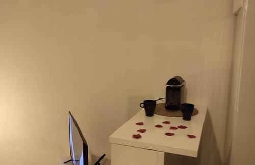 Romainville Apartment | Studio Cosy I 10 min de Paris