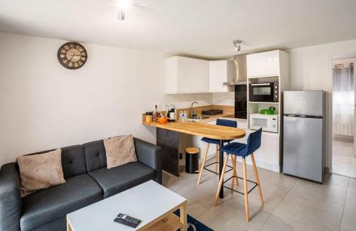 Morangis Apartment | Cozy Studio Near Paris Orly with Family-Friendly Amenities