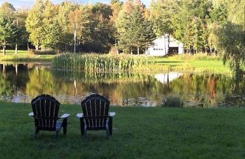 Bar Harbor Cottage | Studio cottage in Bar Harbor - Kitchen, AC, Wi-Fi & Fireplace, Sleeps 3.