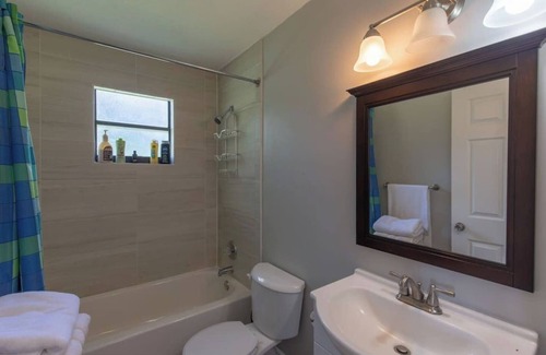 Loxahatchee Groves House | Cozy Studio Cottage with Breakfast & Pet-Friendly Amenities