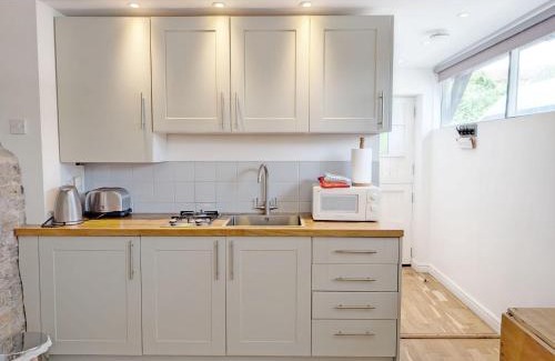 Rogate House | Studio Cottage - Rogate
