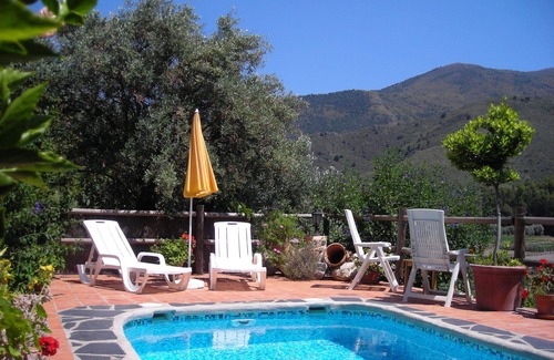 Agustinos House | Cozy Studio Cottage with Private Pool in Serene Hamlet