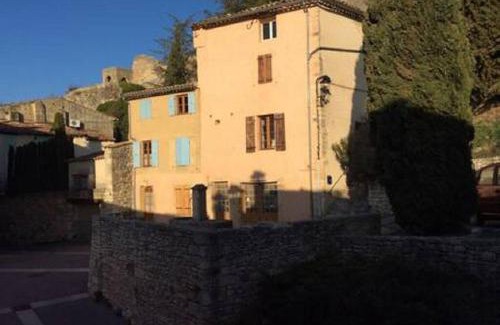 Saint-Saturnin-les-Apt Apartment | Beautiful Studio in Picturesque Haut Luberon Village