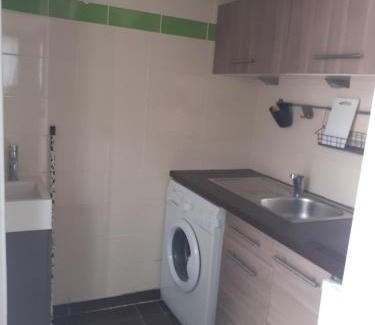Igny Apartment | Convenient Studio Near Paris - 10/10 Guest Rated!