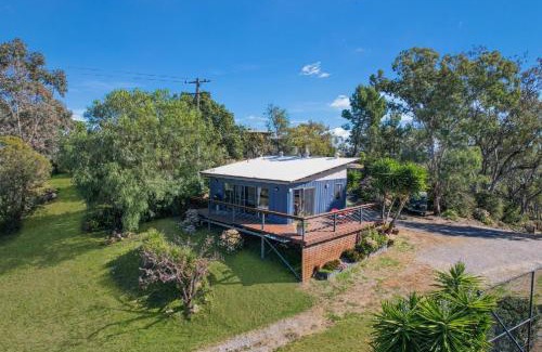 North Tamworth House | Cozy Studio Daruka with Pool and Kitchen Amenities