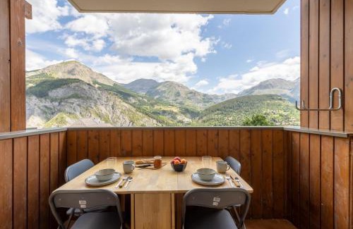 Allos le Seignus Apartment | Inviting Studio with Val d'Allos View, Parking & Free Wifi