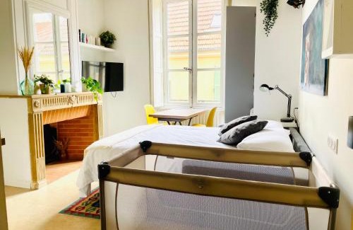 Marly-le-Roi Apartment | Cozy Studio Near Versaille with Quality Amenities & High Rating