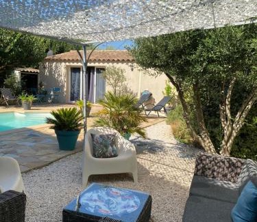 Pourcieux Apartment | Dreamy Studio Escape with Private Pool and Ocean View