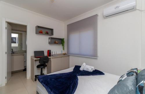 Centro Apartment | Sunny 13th Floor Retreat Near IMED with Hot Tub & Breakfast