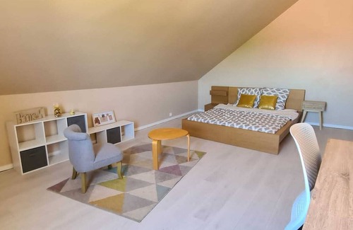 Courcouronnes Apartment | Cozy Studio Just 40 Mins from Paris - Perfect Getaway!