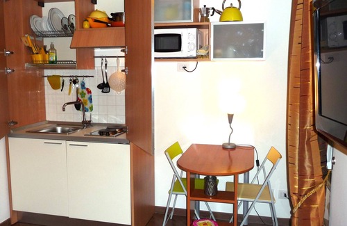 Vatican Apartment | studio doria 300 metres from S. Peter Square and Sixtine Chappel and 200 meters from bus et subway stop,wi fi