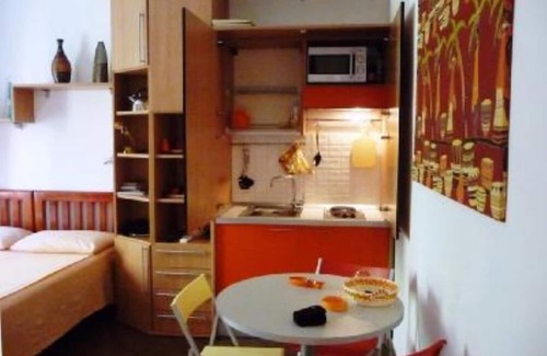 Vatican Apartment | studio doria 300 metres from S. Peter Square and Sixtine Chappel and 200 meters from bus et subway stop,wi fi