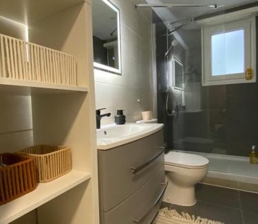Wissembourg Apartment | Comfortable Stay with Wifi, Parking & Pet-Friendly Options