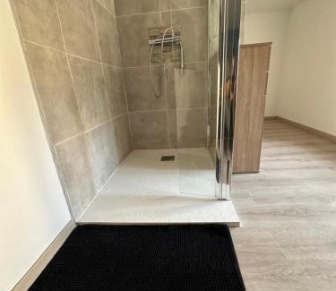 Le Fief-Sauvin Apartment | Cozy Studio du Fief - Family-Friendly and Budget-Friendly Stay