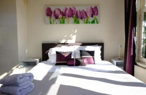 Jordaan Apartment | Cozy Studio Eelhouse: Highly Rated Stay at 8.3/10