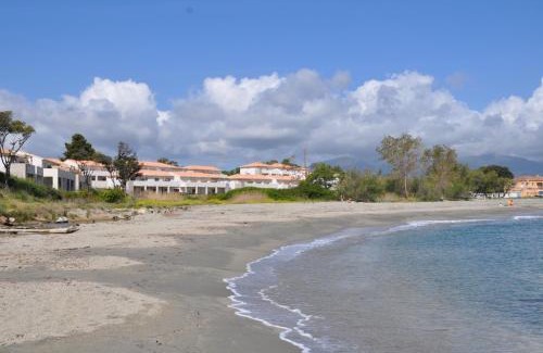Bravone Apartment | Oceanfront Studio at Costa Serena N54 with Private Beach
